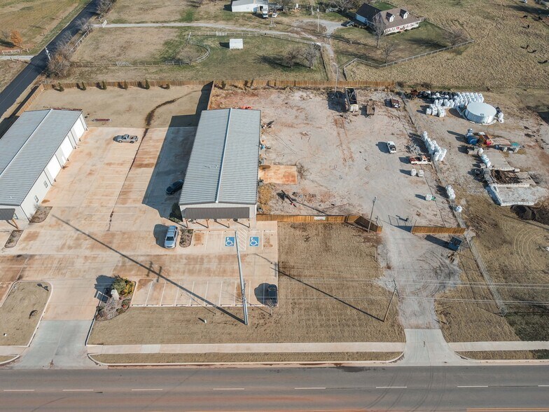 More Photos Of 9808 S Sunnylane Rd, Moore Office For Sale