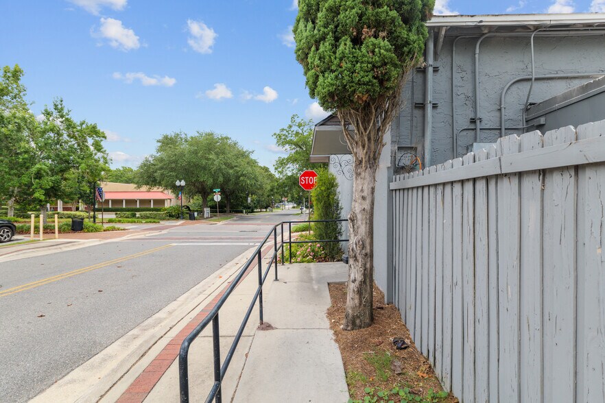 More Photos Of 14960 Main St, Alachua Restaurant For Lease