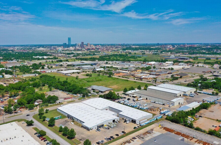 More Photos Of 2013 SE 18th St, Oklahoma City Manufacturing For Lease