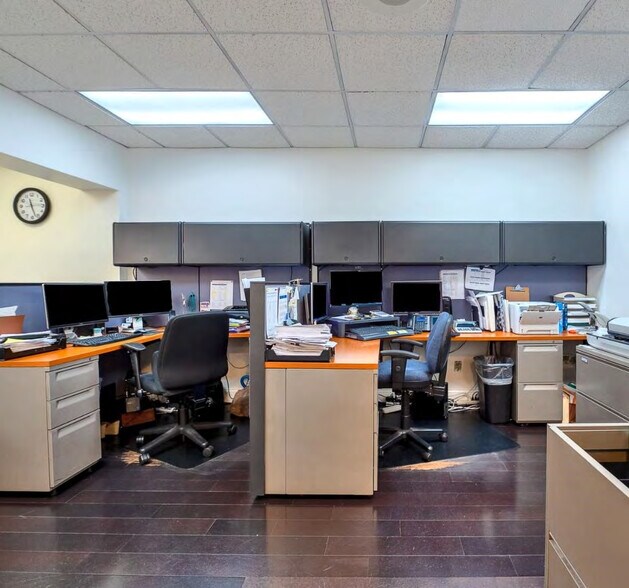 More Photos Of 4627 Ponce de Leon Blvd, Coral Gables Office For Lease