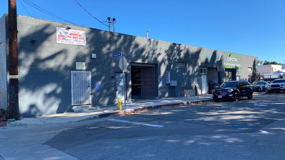 More Photos Of 14850 Calvert St, Van Nuys Service For Lease