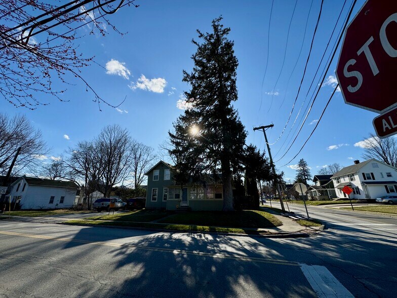 More Photos Of 5777 Summit St, Sylvania Specialty For Sale