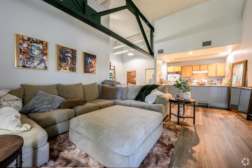 More Photos Of 115 West St, Battle Creek Apartments For Sale