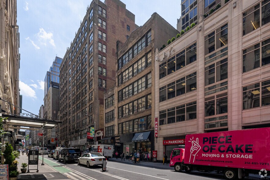 More Photos Of 60-64 W 38th St, New York Office For Lease