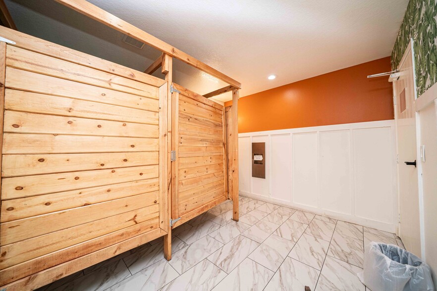 More Photos Of 3151 Airway Ave, Costa Mesa Office For Sale