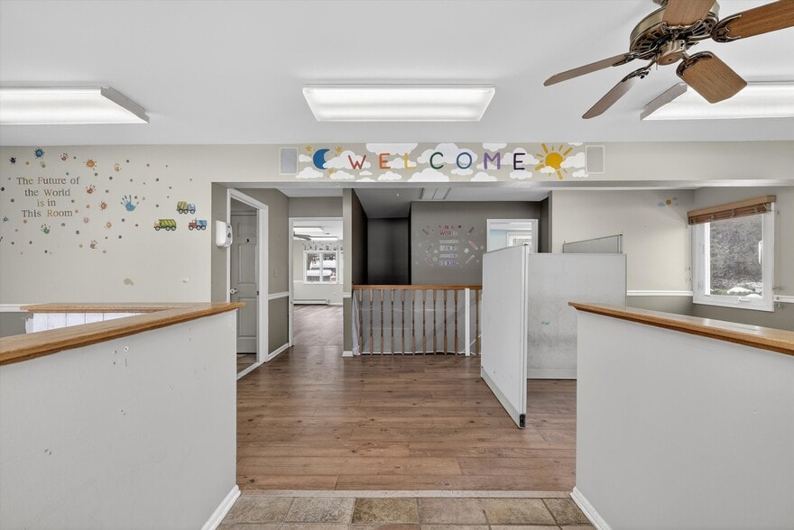 More Photos Of 75 Ramapo Rd, Garnerville Office For Lease