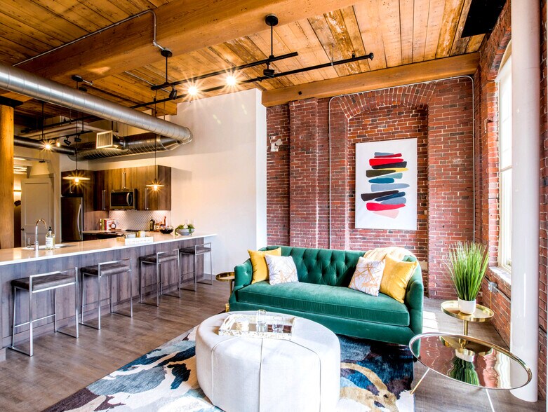 165 Thorndike St, Lowell, MA 01852 Lofts/Showrooms For Lease