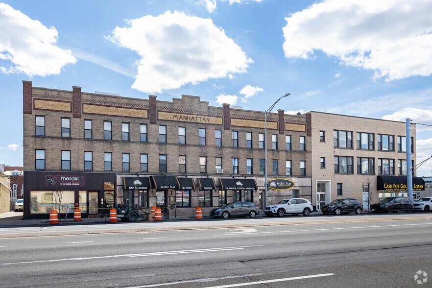 More Photos Of 200-212 Sunrise Hwy, Rockville Centre Apartments For Sale