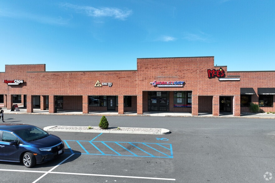 More Photos Of 1770 Central Ave, Colonie Unknown For Lease