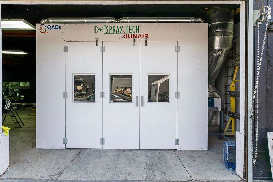 More Photos Of 4605–4619 W Pico Boulevard, Los Angeles Auto Repair For Sale