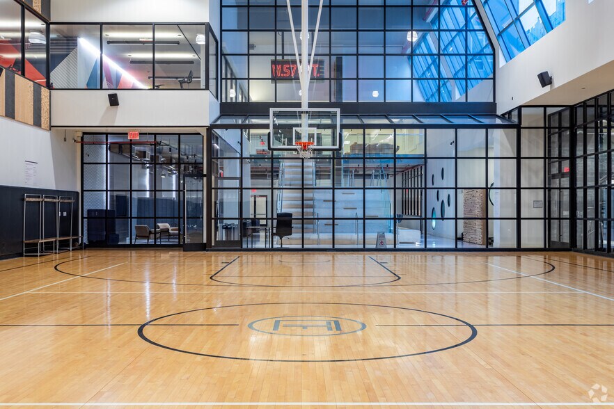 More Photos Of 606 W 57th St, New York Multifamily For Sale