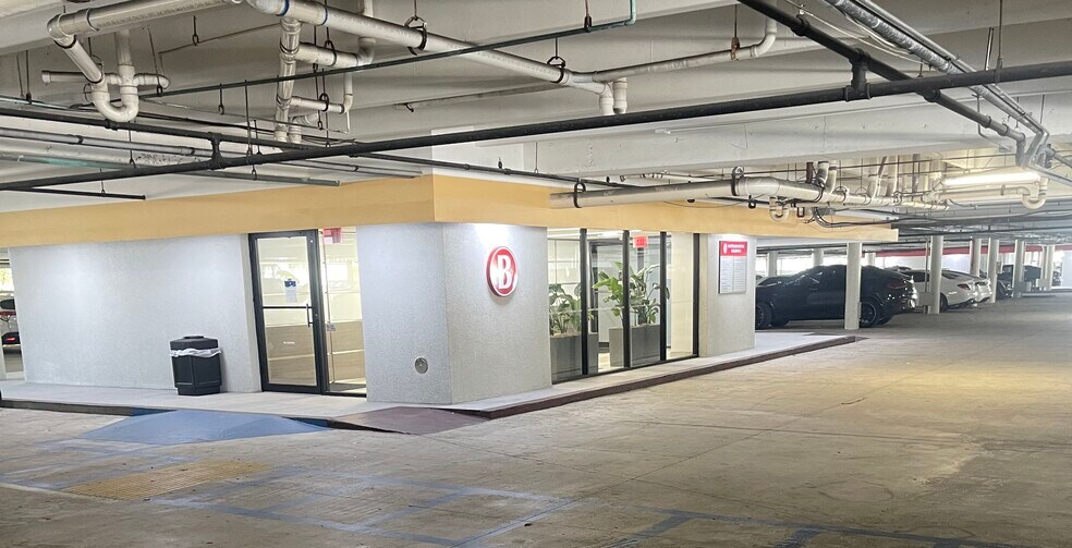 More Photos Of 4800 N Federal Hwy, Boca Raton Medical For Sale