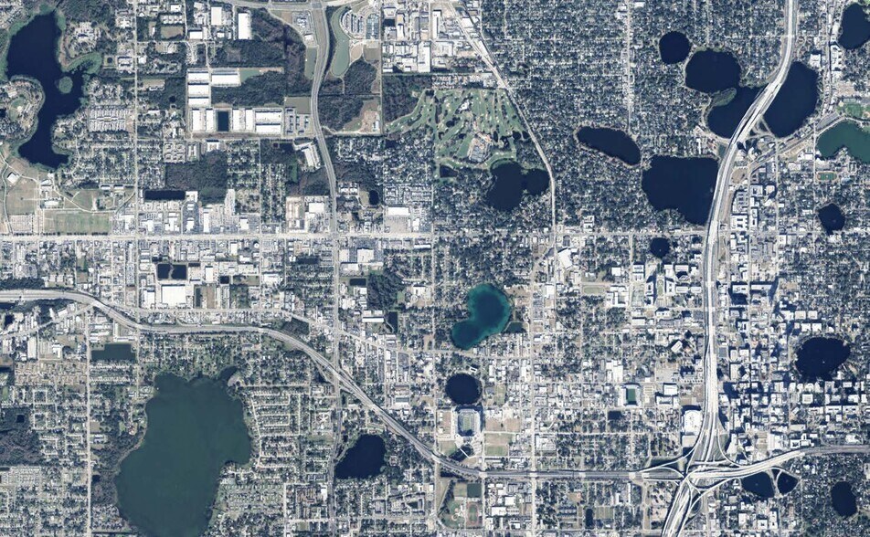 More Photos Of 3851 W D Judge Dr, Orlando Warehouse For Lease