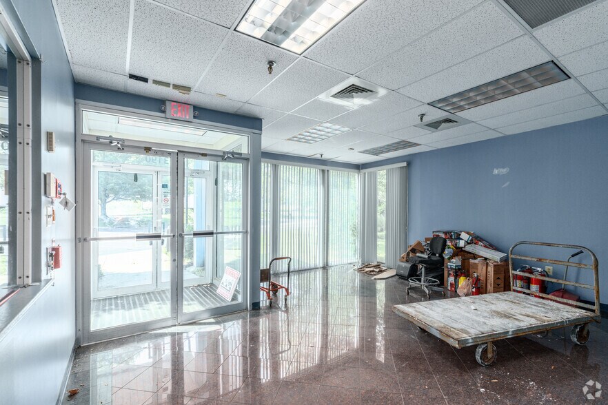 More Photos Of 3190 Tremont Ave, Feasterville Trevose Industrial For Sale