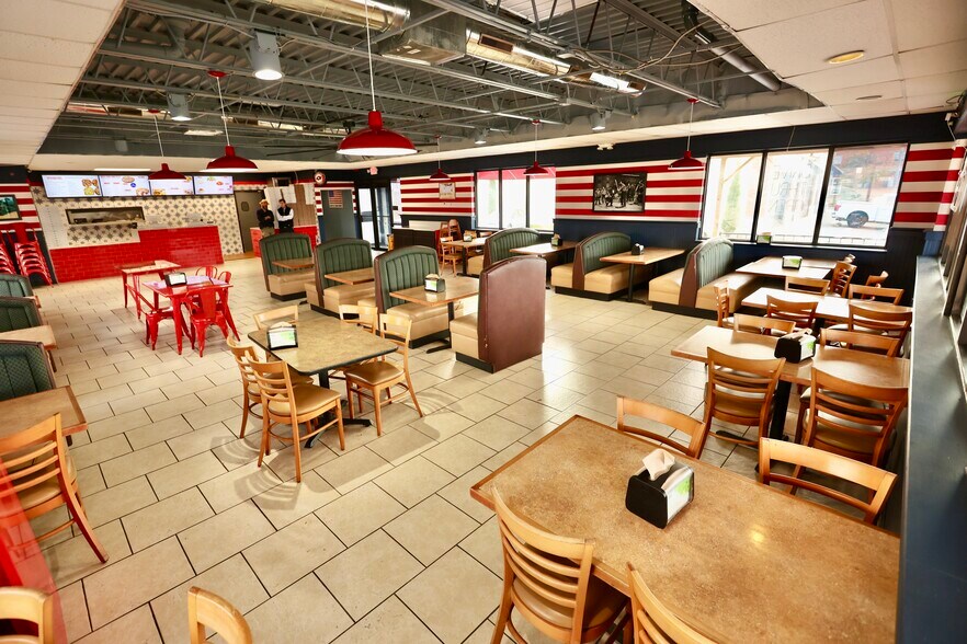 More Photos Of 2336 NW 23rd St, Oklahoma City Fast Food For Sale