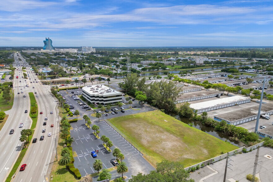 More Photos Of 4491 S State Road 7, Davie Office For Lease