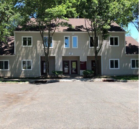 Primary Photo Of 27 Clyde Rd, Somerset Medical For Sale