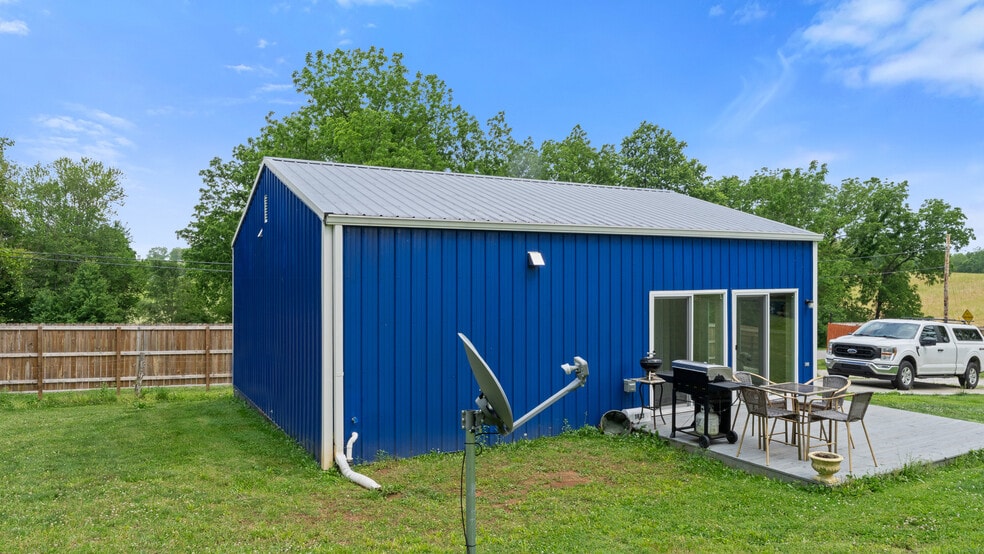 More Photos Of 119 Standish St, Salem Hospitality For Sale