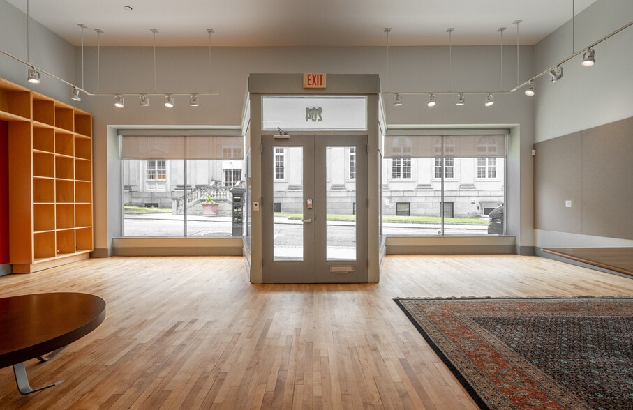 More Photos Of 204 Rigsbee Ave, Durham Office Residential For Lease