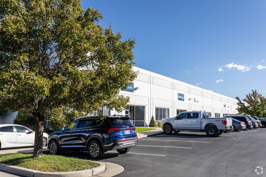 More Photos Of 3696 W 900 S, Salt Lake City Manufacturing For Lease
