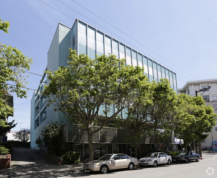 More Photos Of 400 30th St, Oakland Medical For Sale