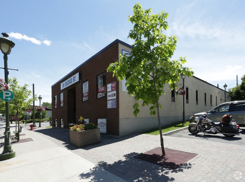 Primary Photo Of 92 Bridge St E, Campbellford Restaurant For Lease