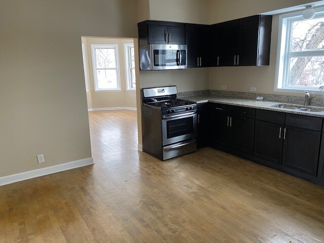 More Photos Of 5028 W 31st Pl, Cicero Multifamily For Sale