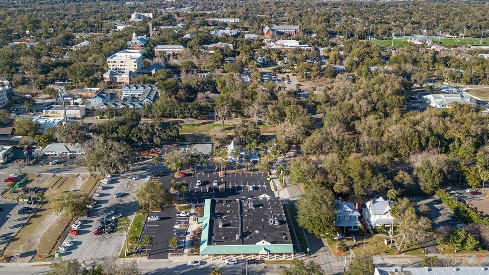 More Photos Of 197 E Church St, Deland Restaurant For Sale