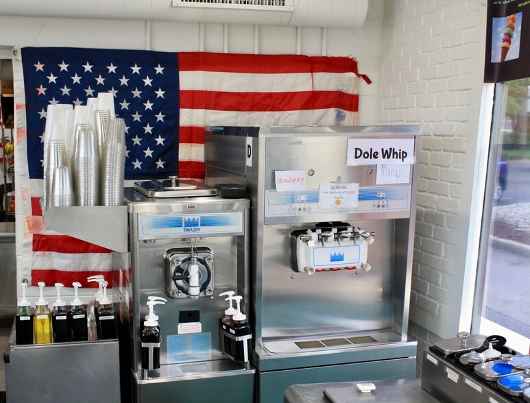 More Photos Of 67 Main St, Belleville Fast Food For Sale