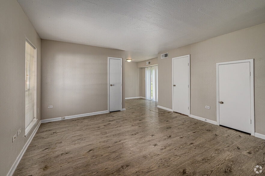 More Photos Of 150 Shady Arbors Cir, Houma Apartments For Sale
