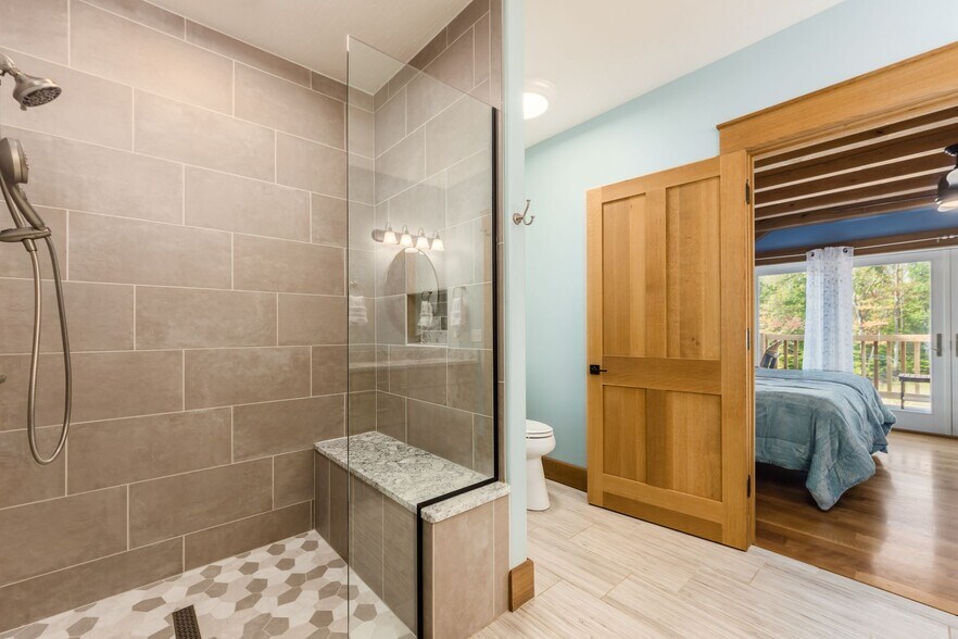 More Photos Of 16012 OH-678, Rockbridge Lodge Meeting Hall For Sale