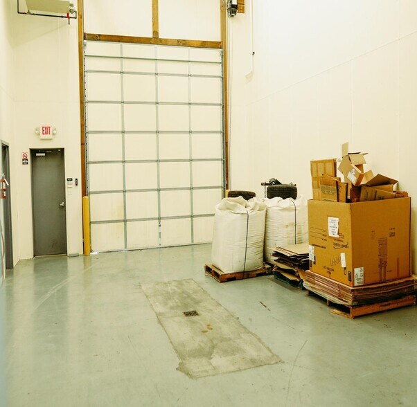 More Photos Of 4800 S Spoede Ln, Warrenton Refrigeration Cold Storage For Sale