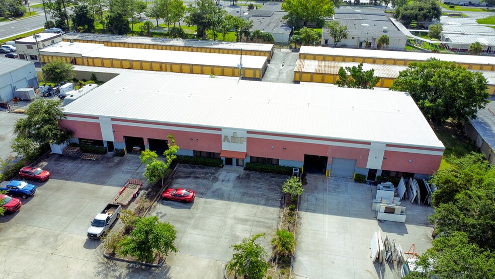 More Photos Of 4100 Silver Star Rd, Orlando Unknown For Lease