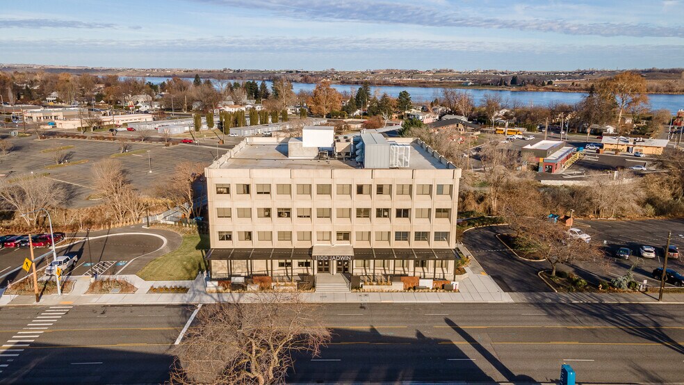 Primary Photo Of 1100 Jadwin Ave, Richland Office For Lease