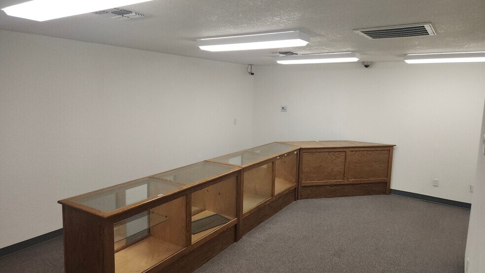 More Photos Of 511 E Main St, Quartzsite Flex For Lease