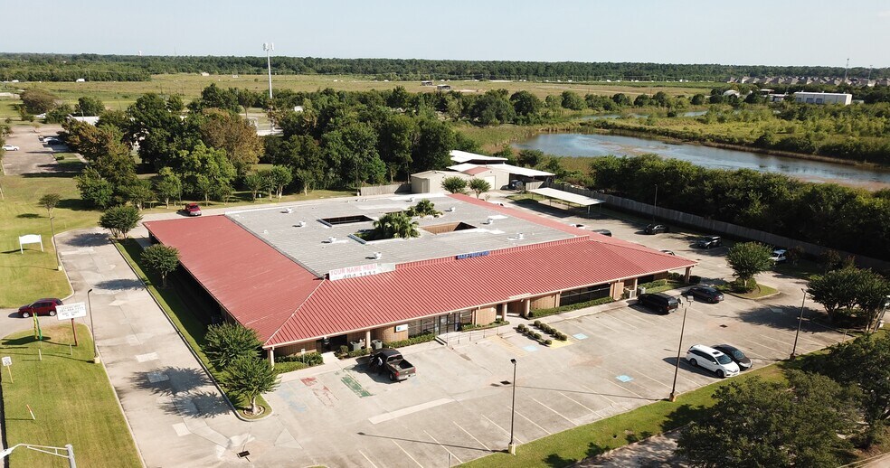 More Photos Of 13630 Beamer Rd, Houston Office For Lease