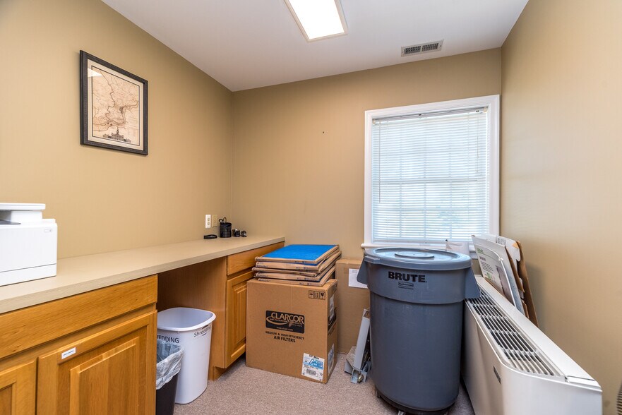 More Photos Of 2370 York Rd, Jamison Office For Sale