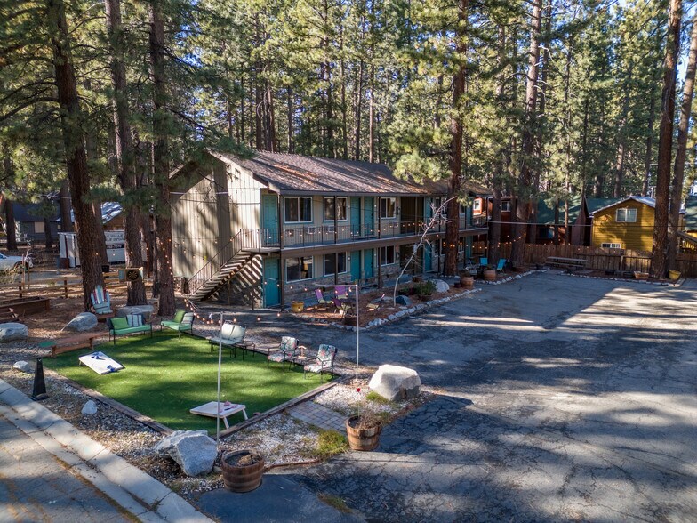 More Photos Of 1072 Ski Run Blvd, South Lake Tahoe Hotel For Sale