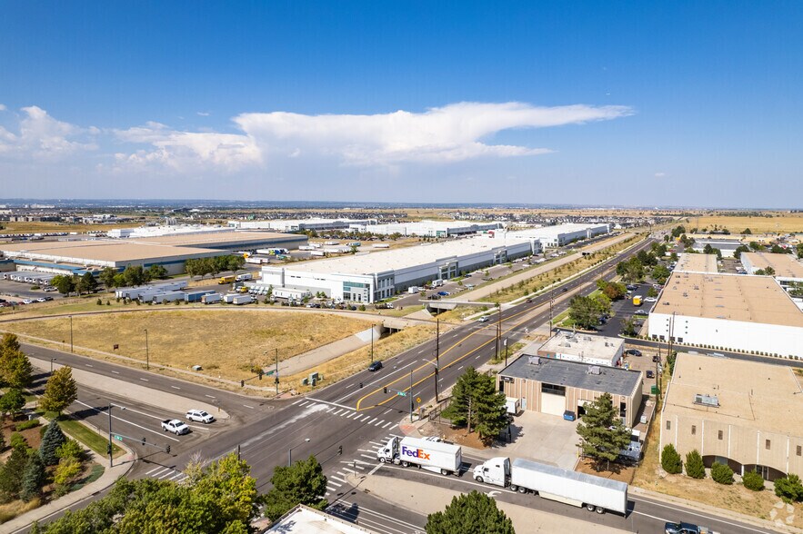 More Photos Of 5303 Havana St, Denver Warehouse For Lease