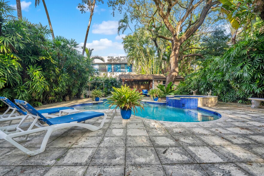 More Photos Of , Miami Multifamily For Sale