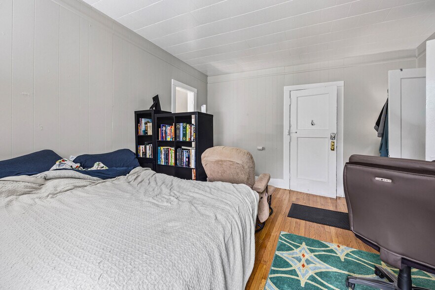 More Photos Of 321 Driving Park Ave, Rochester Apartments For Sale