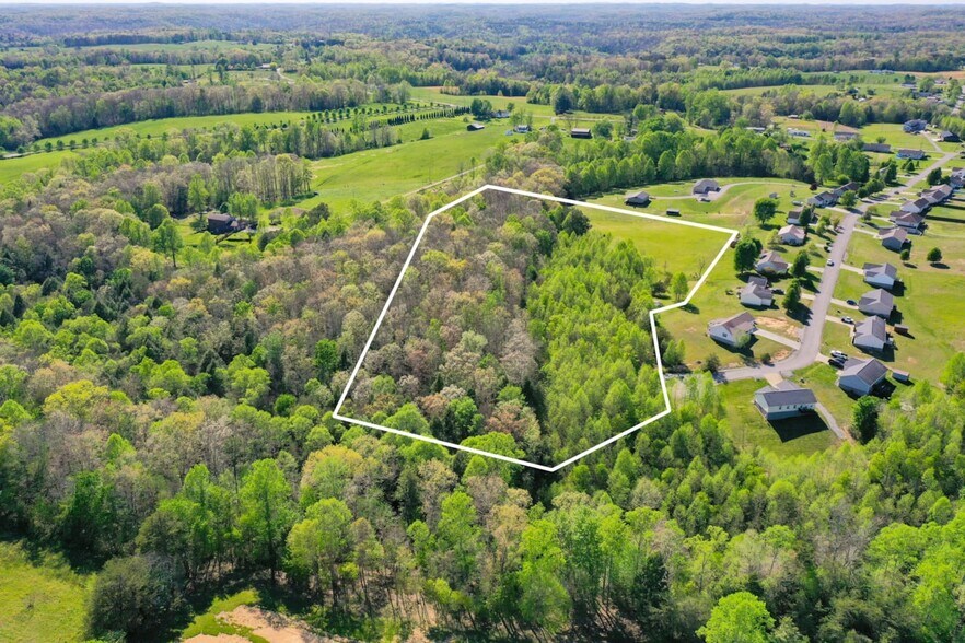 More Photos Of 334 Westwood Dr, London Land For Sale