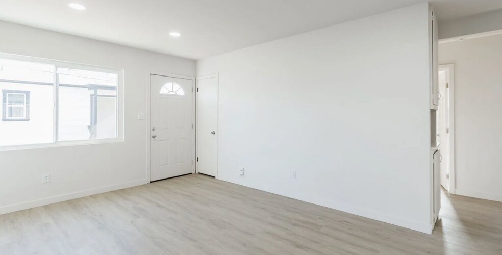 More Photos Of 134-138 5th Ave, Chula Vista Apartments For Sale