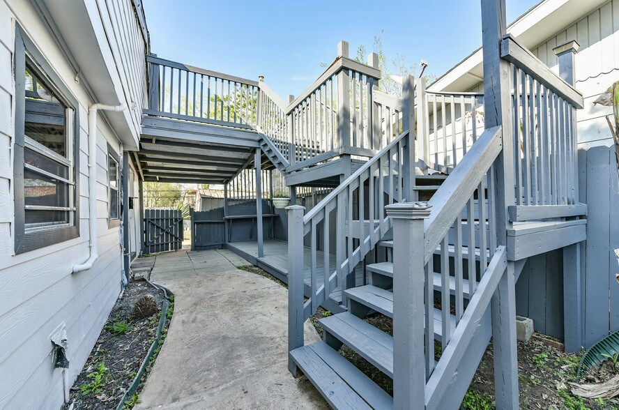 More Photos Of 2745 Wagon Trail Rd, Pearland Auto Repair For Sale