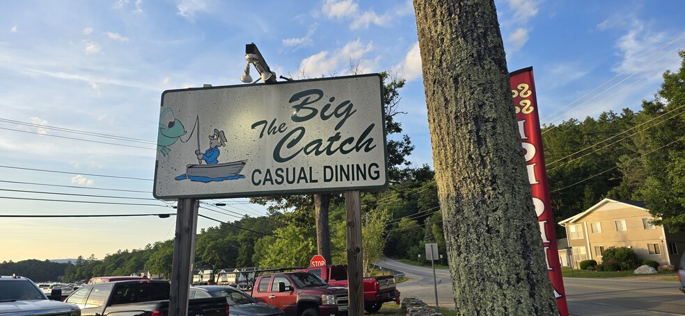 Primary Photo Of 150 Shore Dr, Bristol Restaurant For Sale