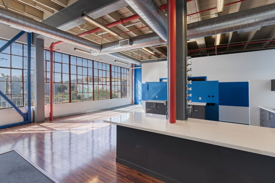 More Photos Of 1118-1120 Howard St, San Francisco Office For Sale