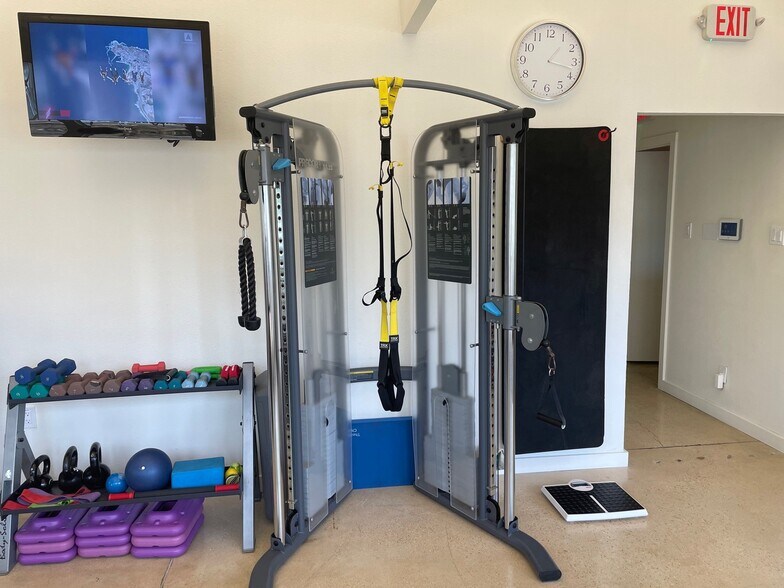 More Photos Of 17006 San Pedro Ave, San Antonio Medical For Lease