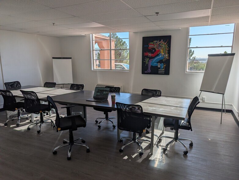 More Photos Of 1221 N Cotton St, El Paso Hospital For Lease