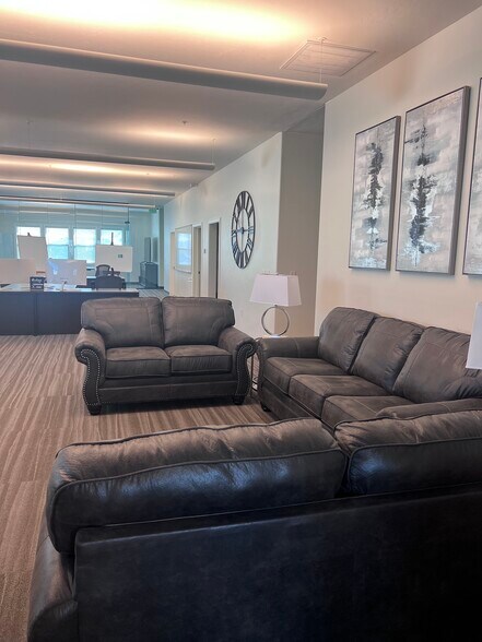 More Photos Of 1238 W 750 N, Springville Loft Creative Space For Lease