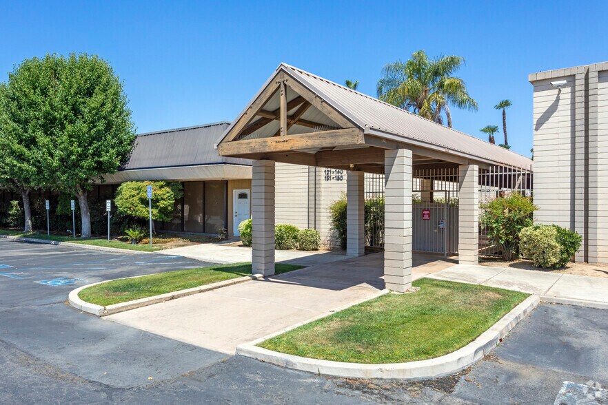 More Photos Of 1625 E Shaw Ave, Fresno Office For Lease